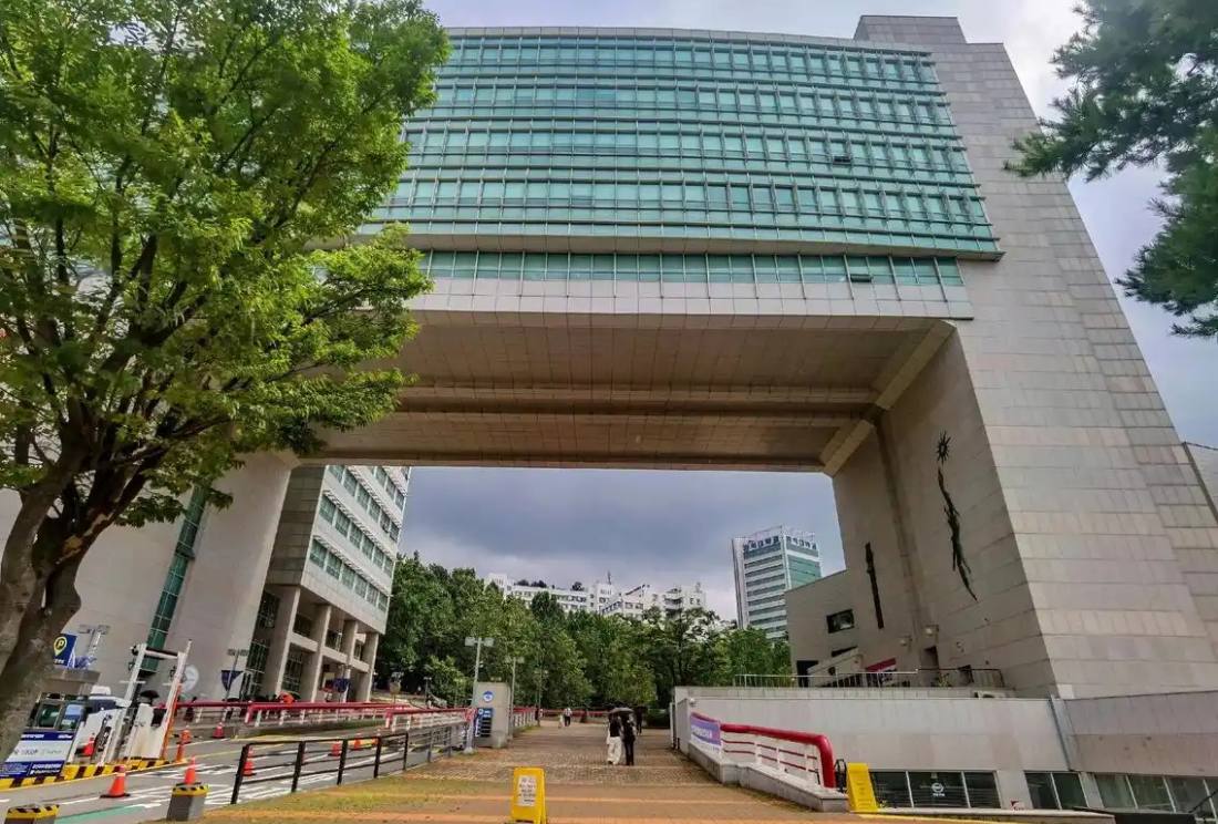 弘益大学