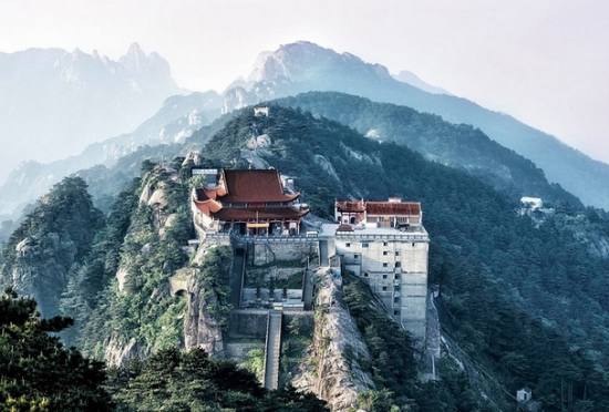 九华山